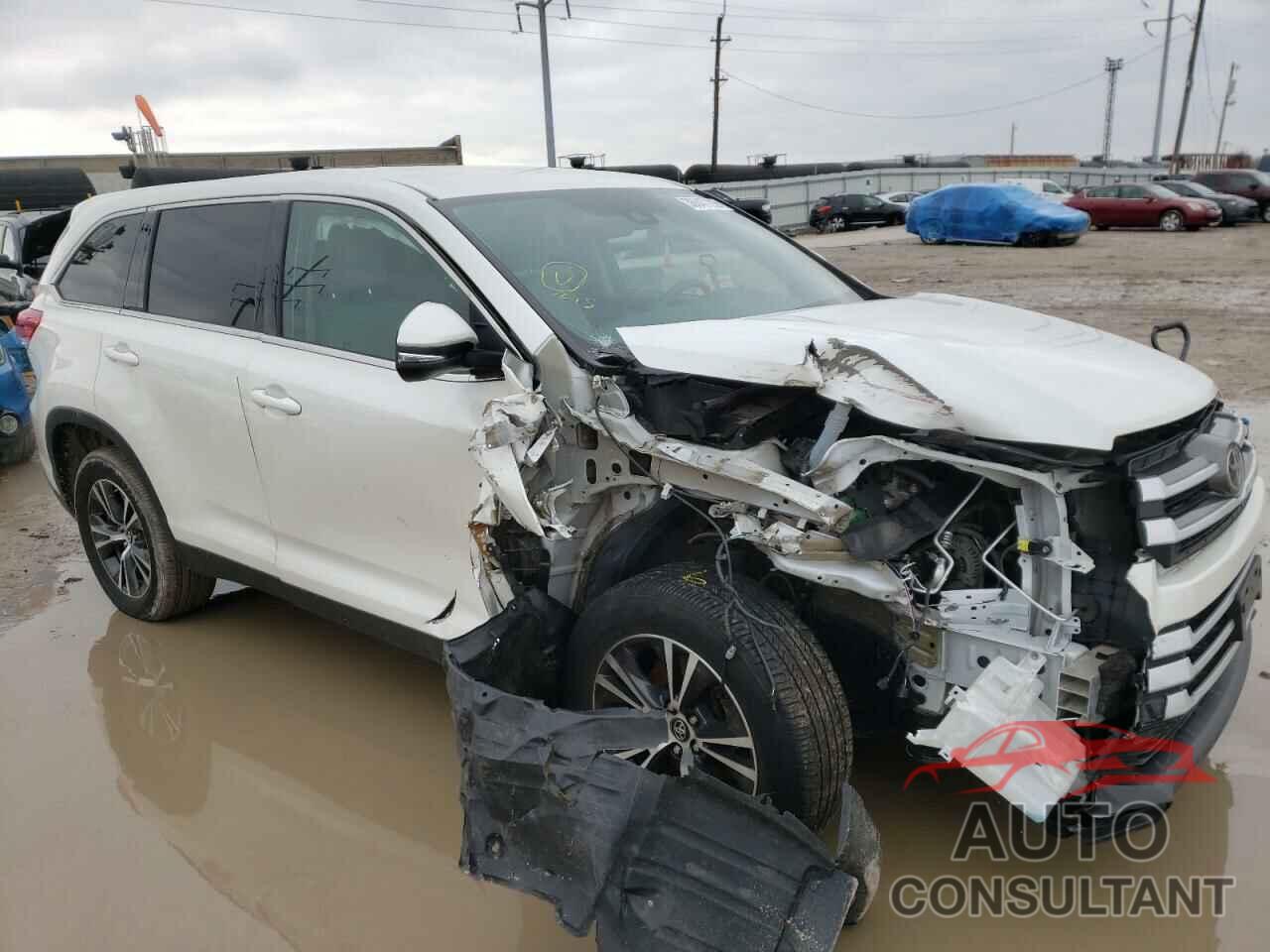 TOYOTA HIGHLANDER 2019 - 5TDZARFHXKS051236