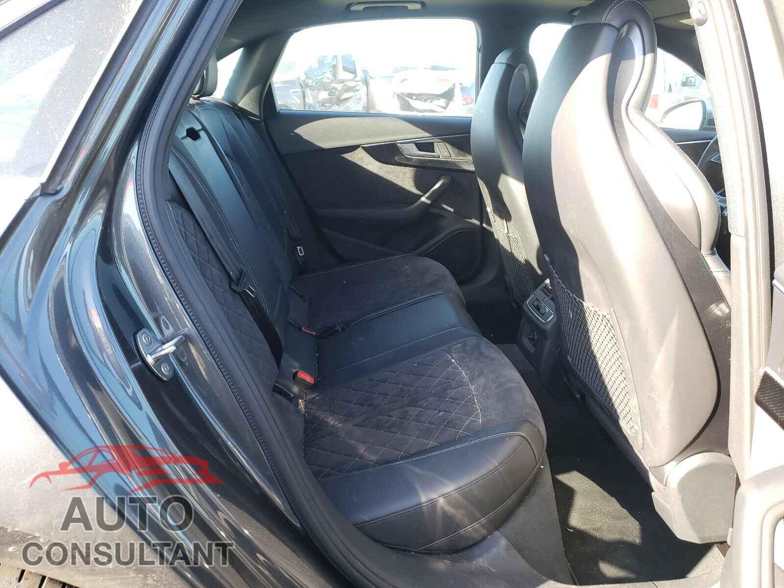 AUDI S4/RS4 2018 - WAUC4AF42JA017523