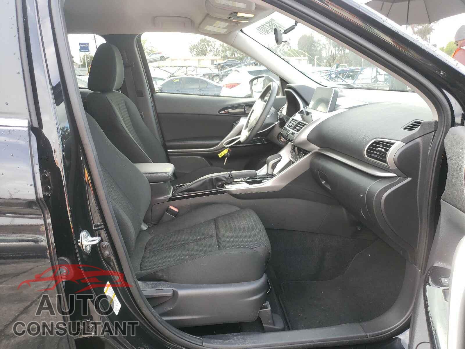 MITSUBISHI ECLIPSE 2019 - JA4AT4AA8KZ010181