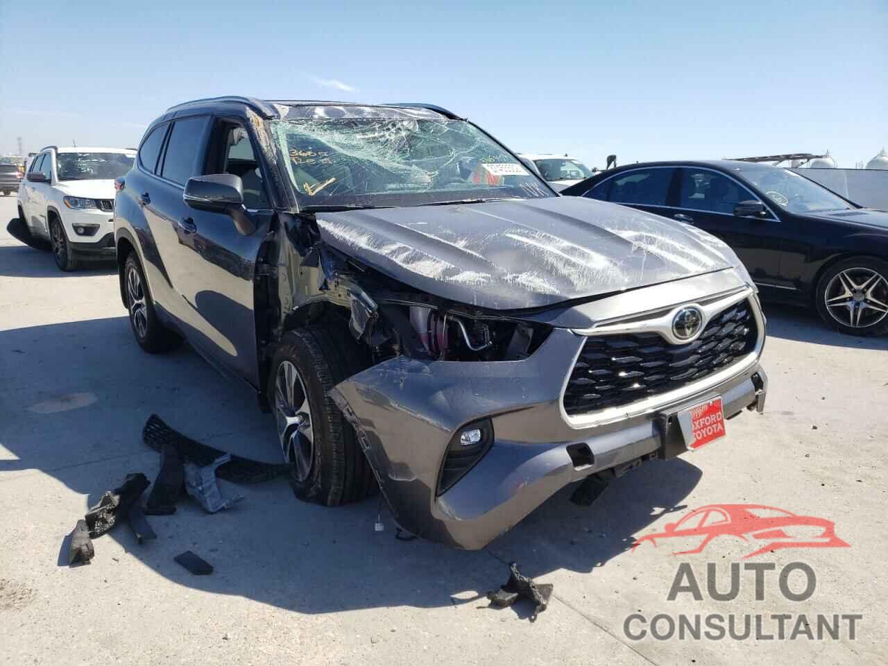 TOYOTA HIGHLANDER 2021 - 5TDGZRAH3MS083942