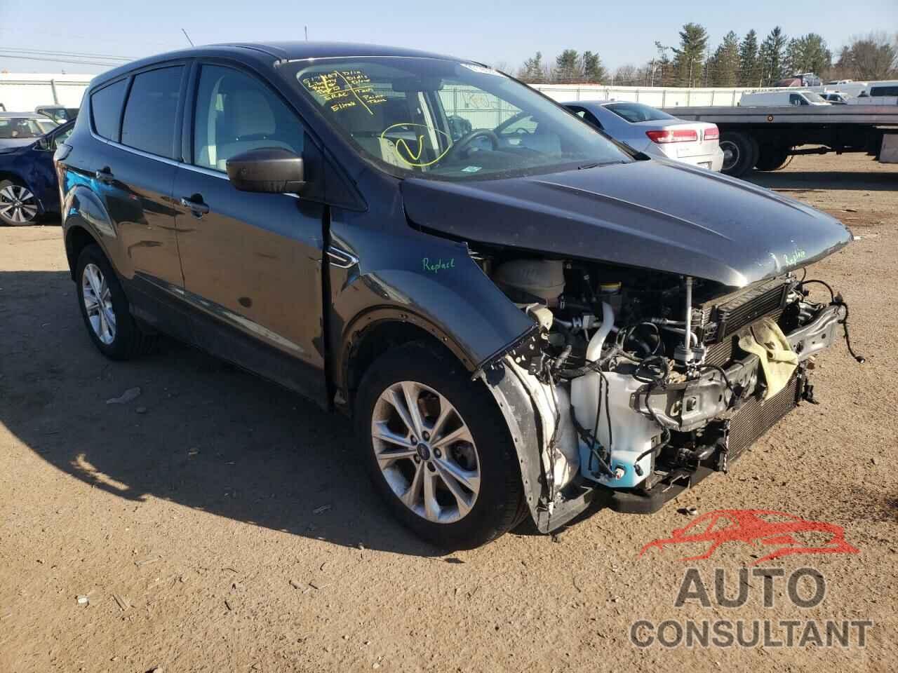FORD ESCAPE 2017 - 1FMCU9GD6HUA74585