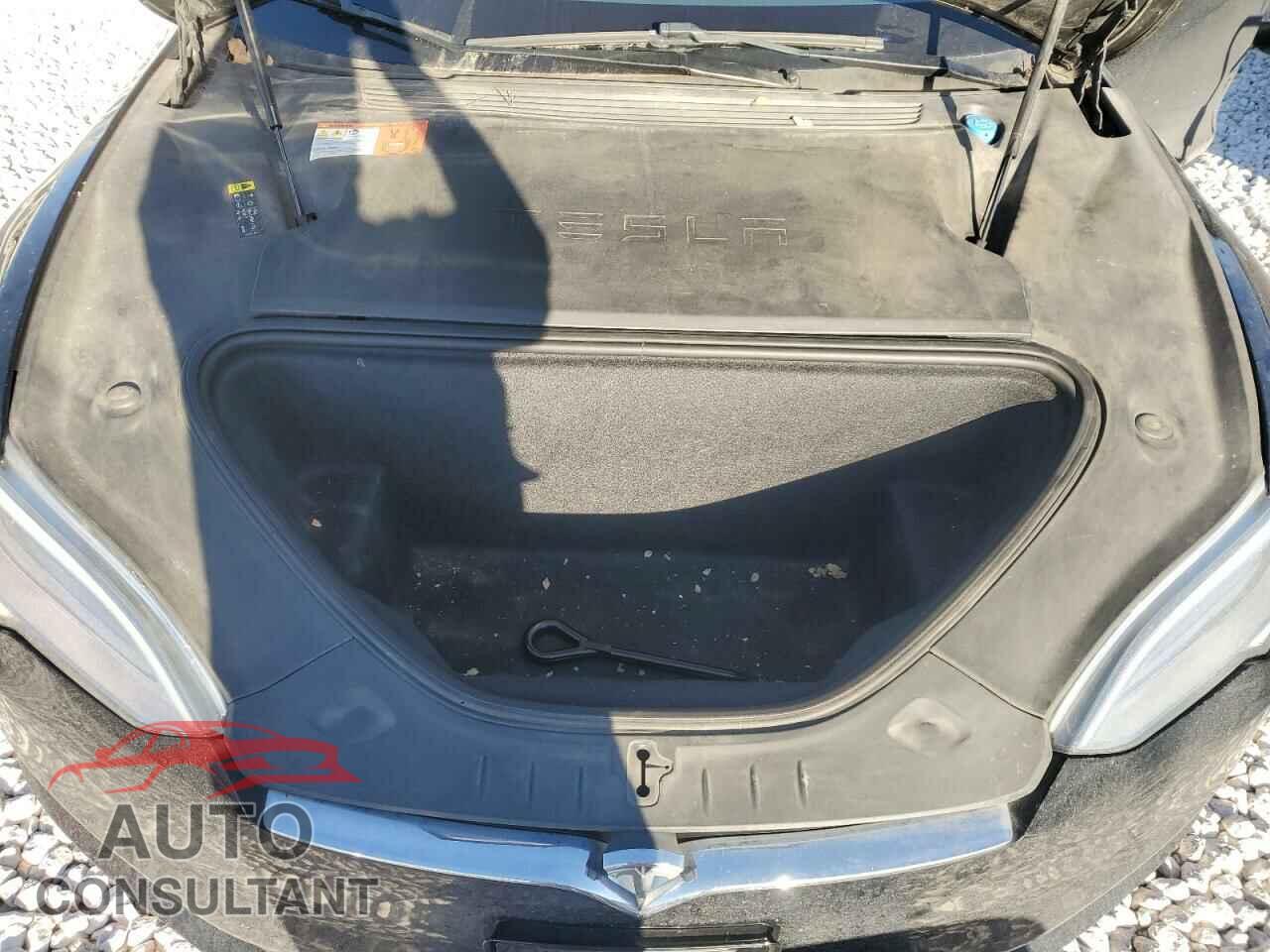 TESLA MODEL S 2018 - 5YJSA1E20JF250542