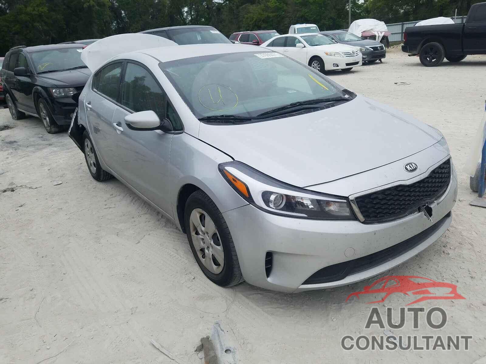 KIA FORTE 2018 - 3KPFK4A70JE259121