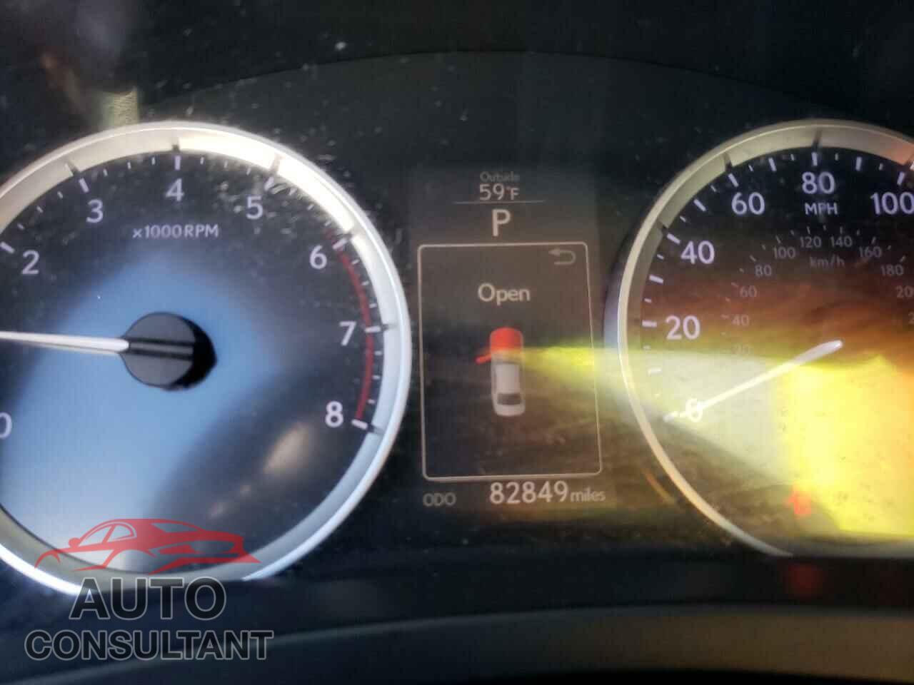 LEXUS IS 2016 - JTHBA1D24G5033103