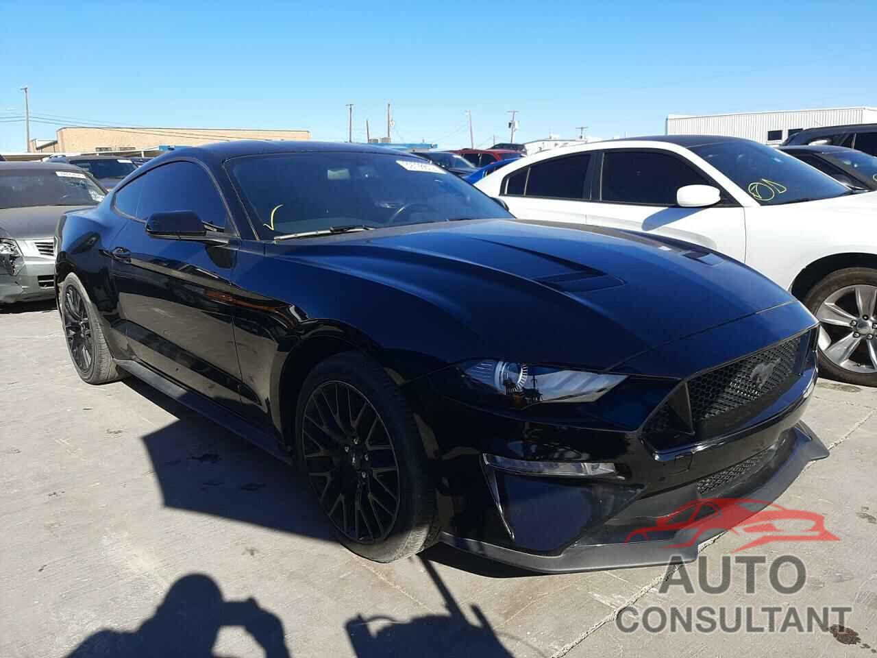 FORD MUSTANG 2018 - 1FA6P8CF7J5175652