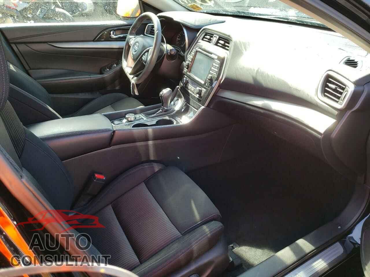 NISSAN MAXIMA 2017 - 1N4AA6AP1HC414372