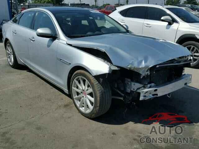 JAGUAR XJ 2015 - SAJWA1CZ4F8V75902