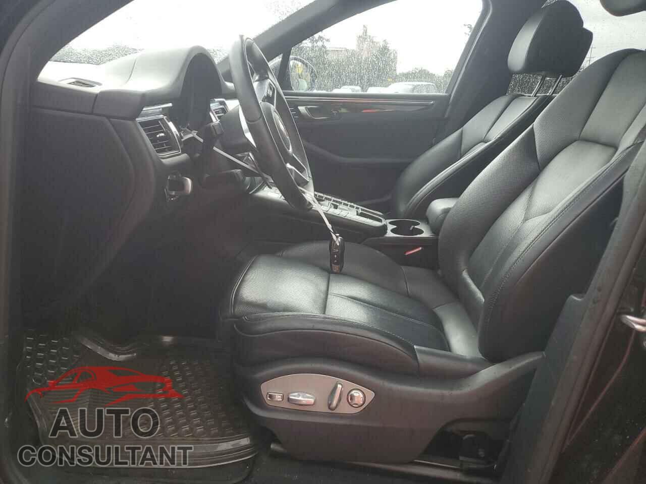 PORSCHE MACAN 2018 - WP1AA2A56JLB17409