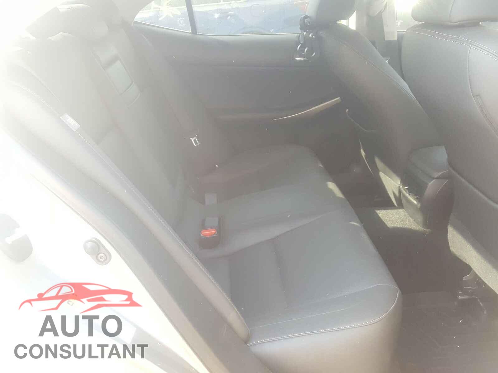 LEXUS IS 2016 - JTHBA1D29G5009671