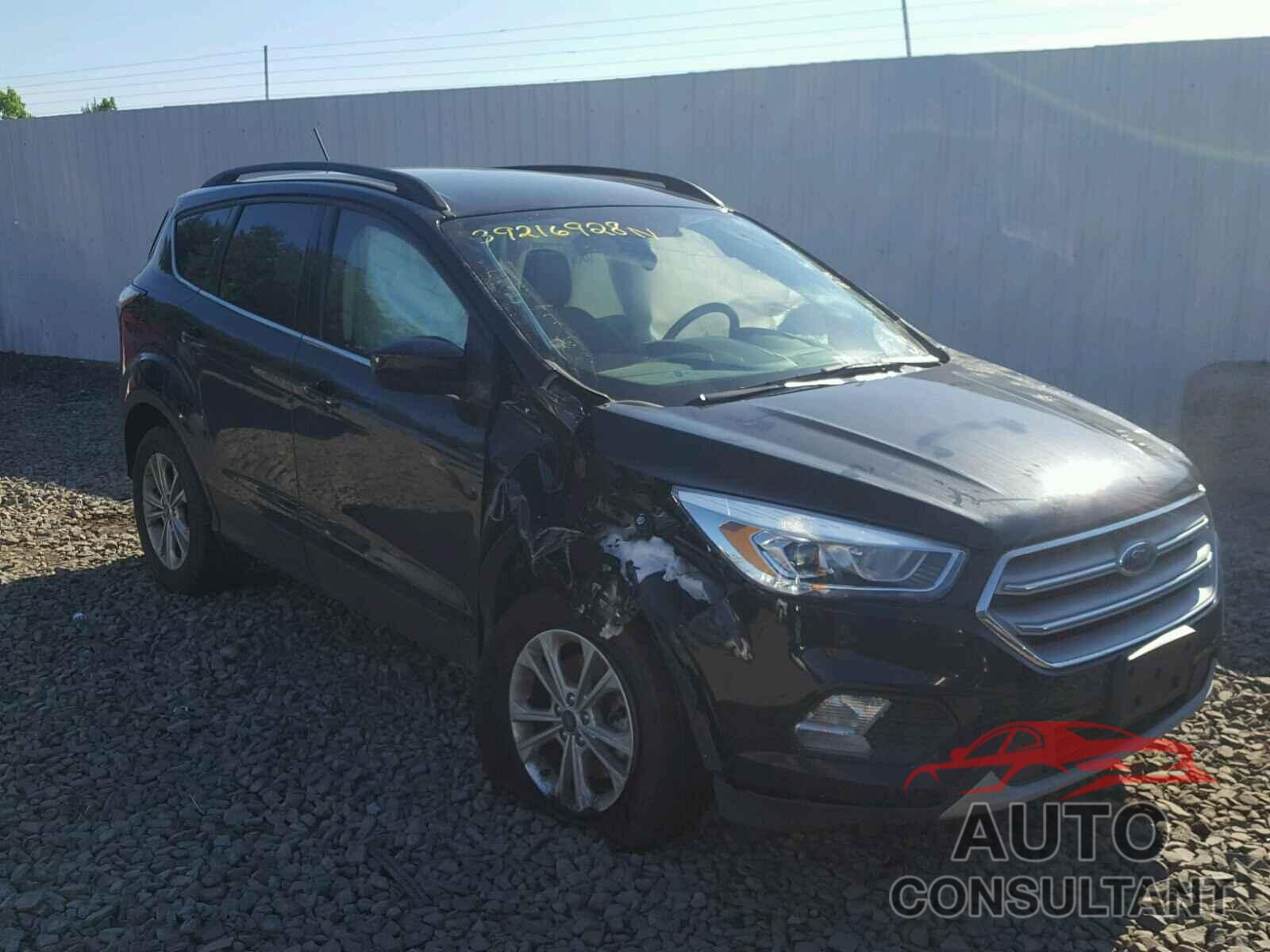 FORD ESCAPE 2018 - 1FMCU9HD1JUA46763