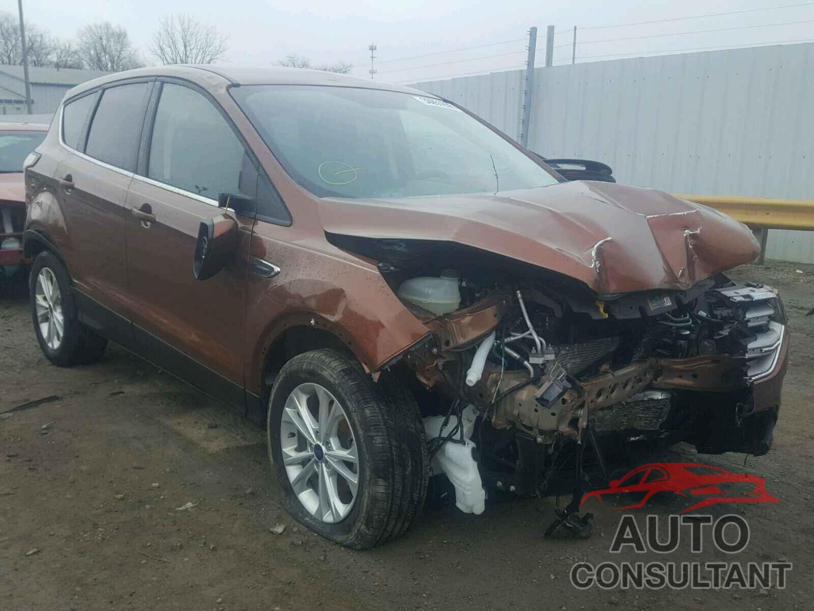 FORD ESCAPE 2017 - 1FMCU0GD5HUA29388
