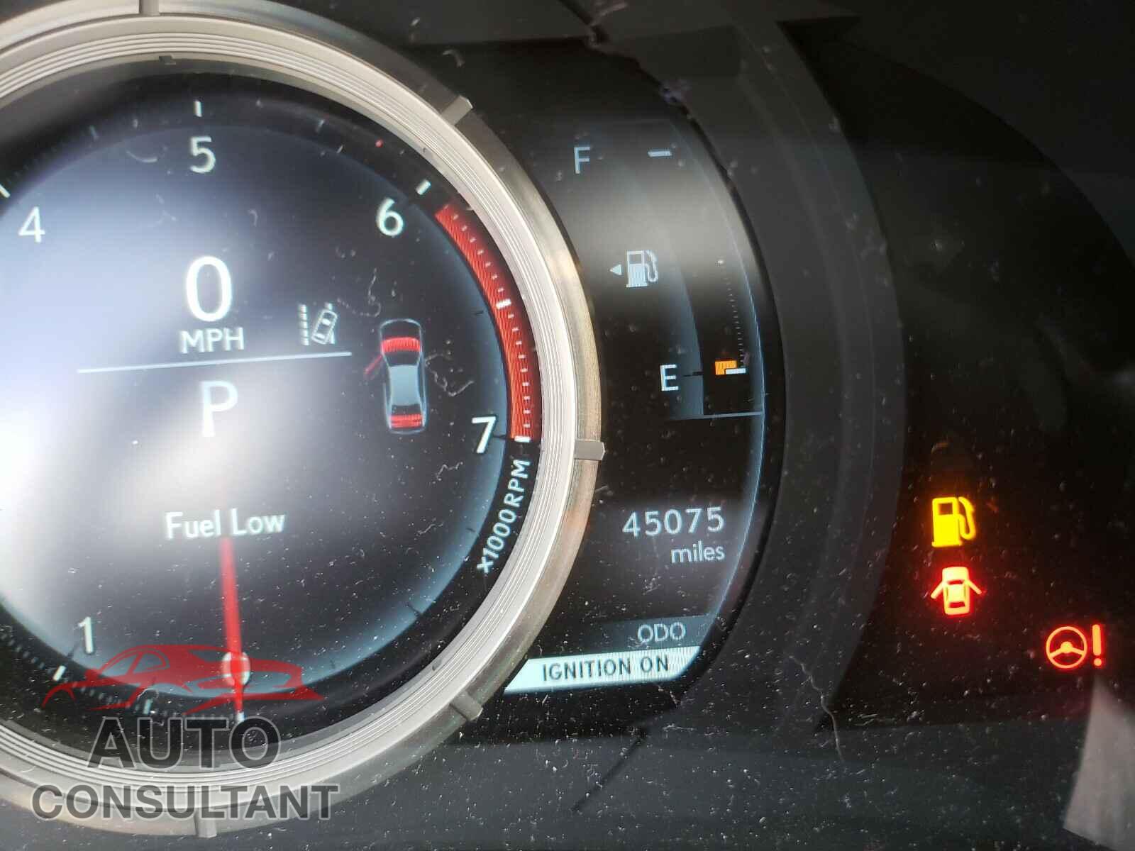 LEXUS IS 2017 - JTHBA1D20H5052801