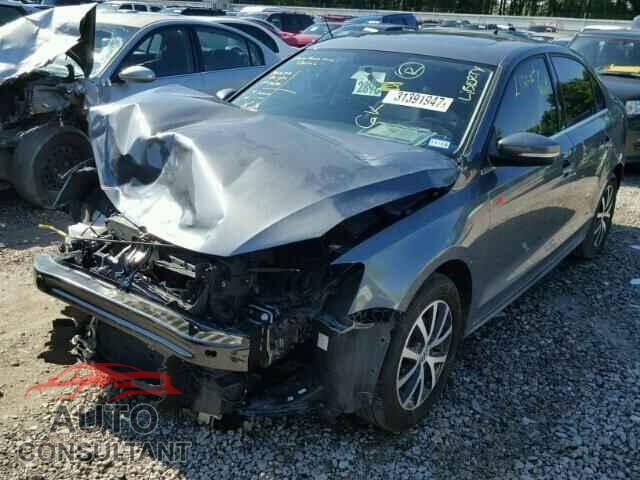VOLKSWAGEN JETTA 2017 - 3VWDB7AJ4HM217732