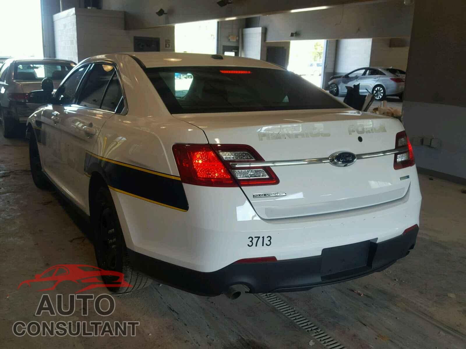 FORD TAURUS 2017 - 1FAHP2MK7HG119100