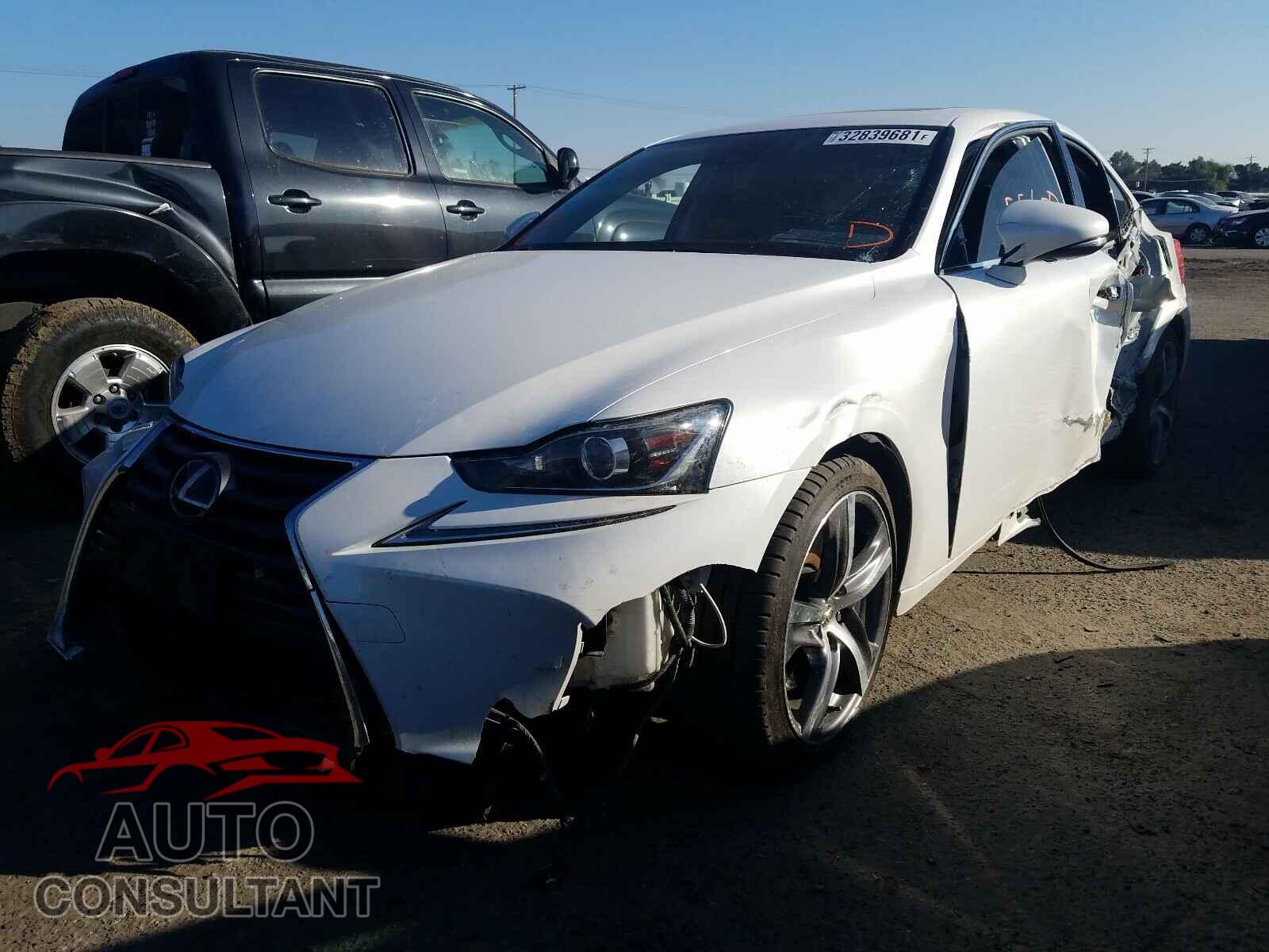 LEXUS IS 2017 - JTHBA1D20H5049901