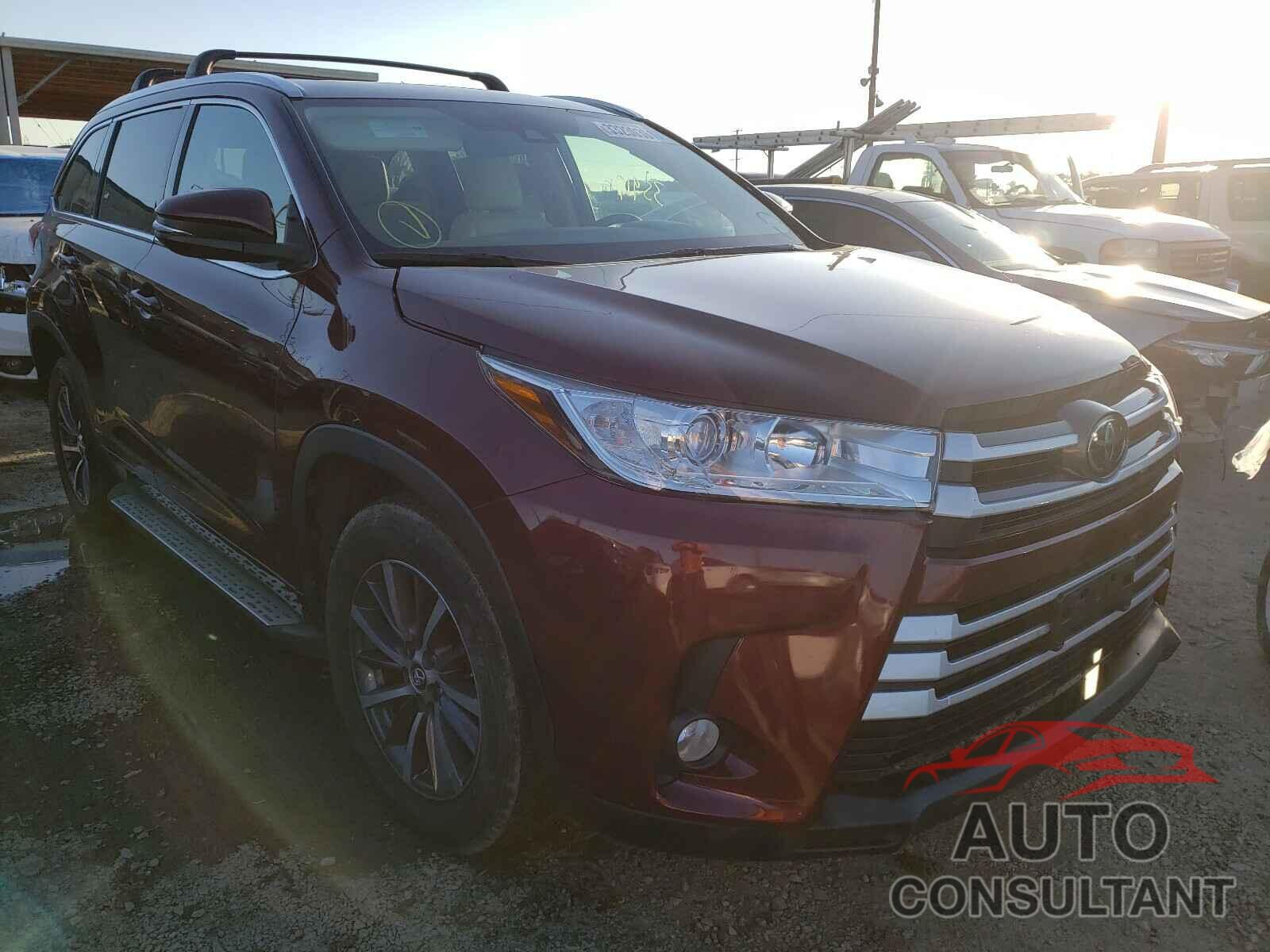 TOYOTA HIGHLANDER 2017 - 5TDKZRFH8HS203260