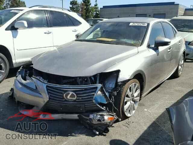 LEXUS IS250 2015 - JTHCF1D29F5018441