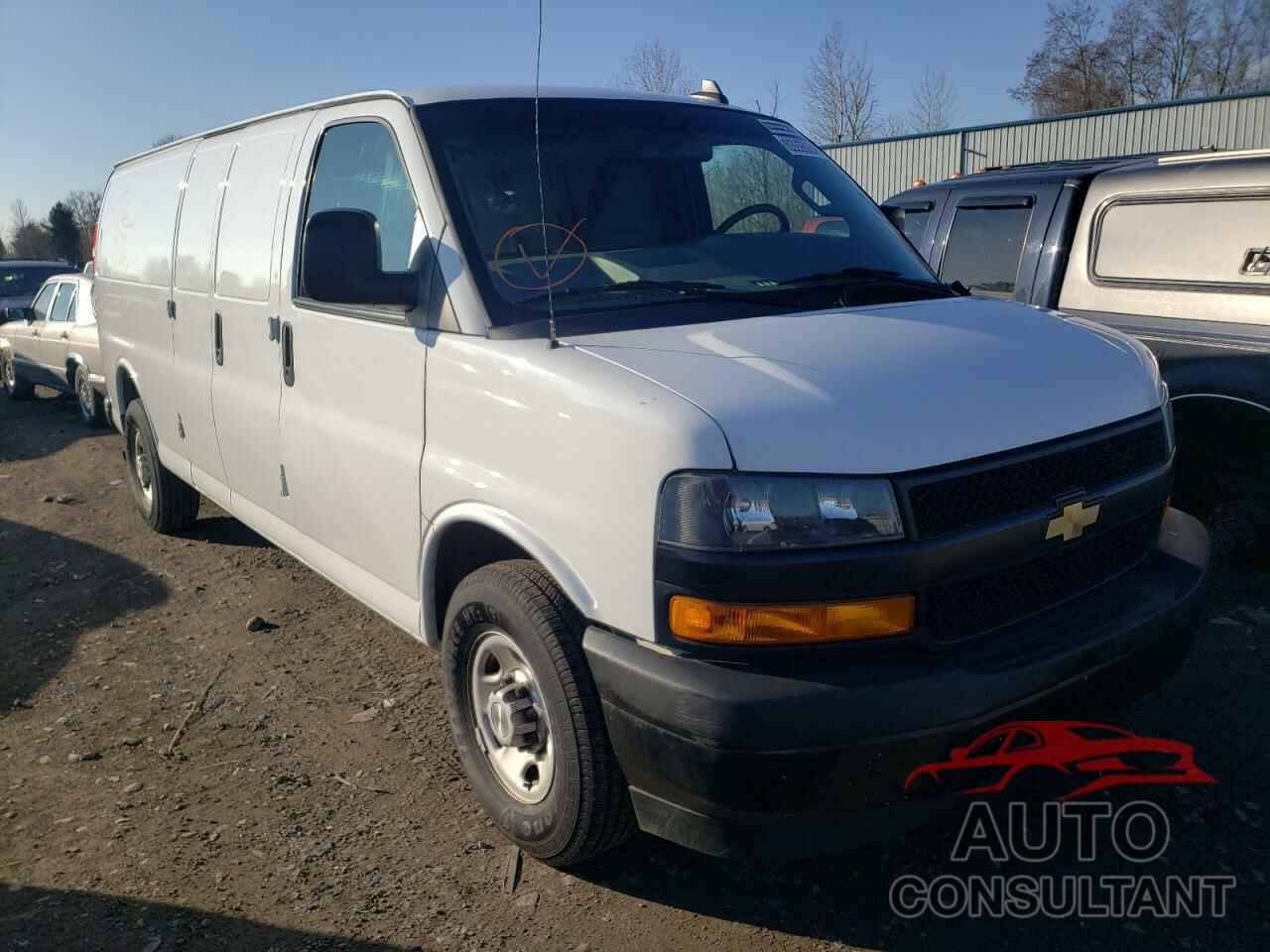 CHEVROLET EXPRESS 2020 - 1GCWGBFP5L1137424