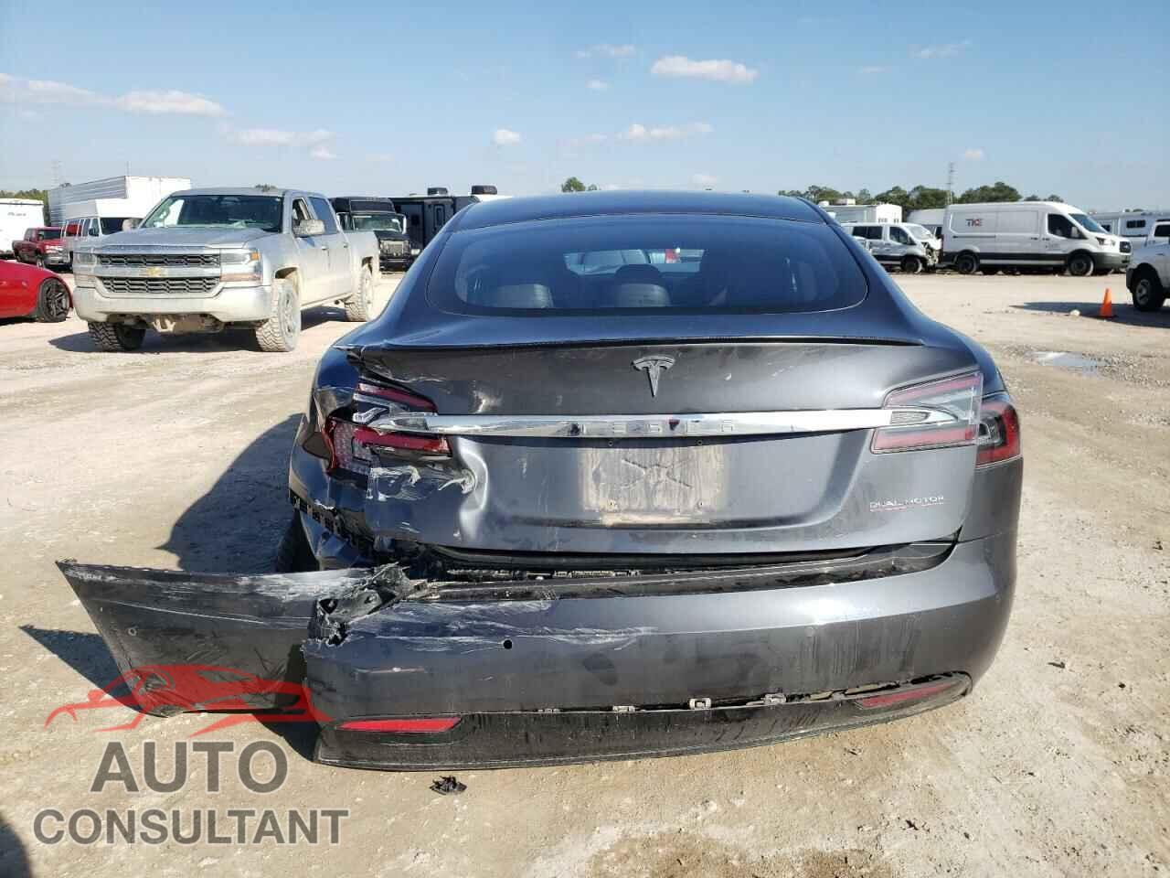 TESLA MODEL S 2019 - 5YJSA1E43KF330176
