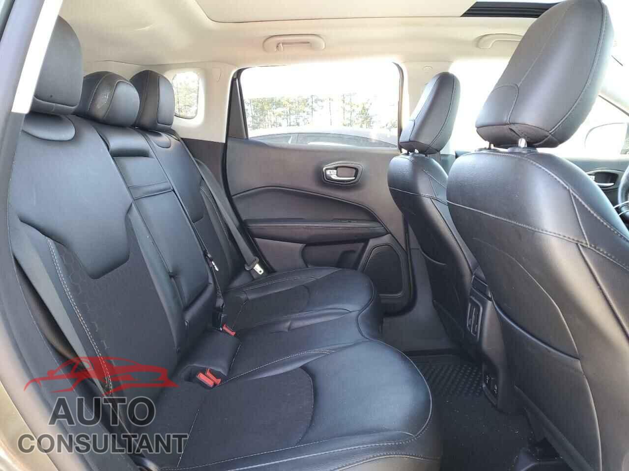 JEEP COMPASS 2019 - 3C4NJDBBXKT761116