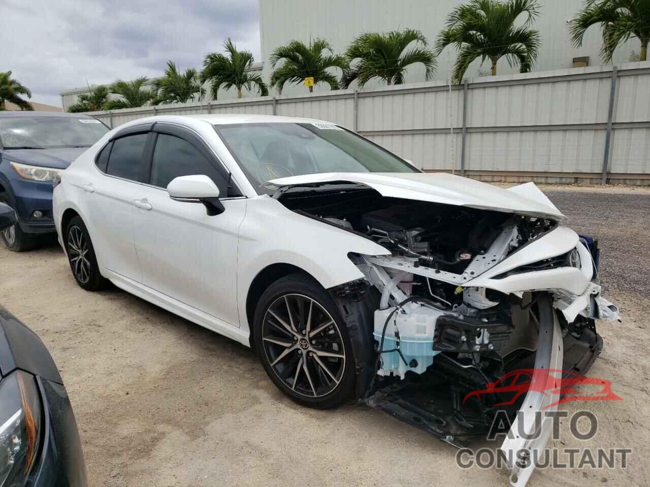 TOYOTA CAMRY 2021 - 4T1T11AK1MU453943