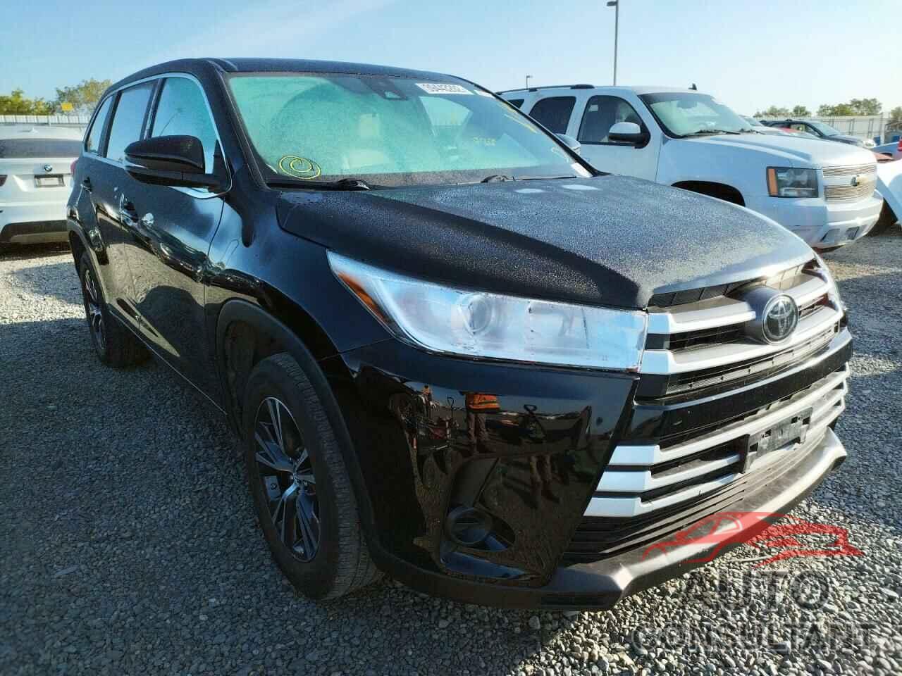 TOYOTA HIGHLANDER 2018 - 5TDZARFH0JS036632