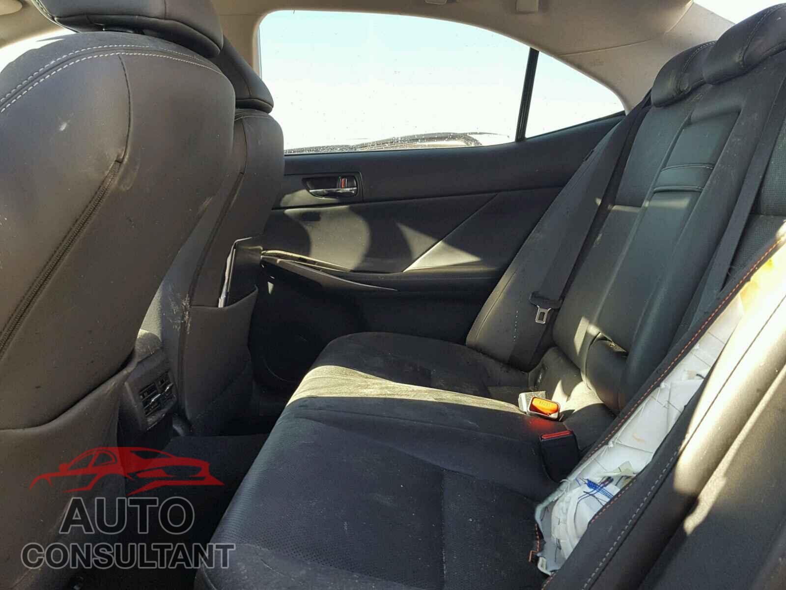 LEXUS IS 250 2015 - JTHBF1D21F5082565
