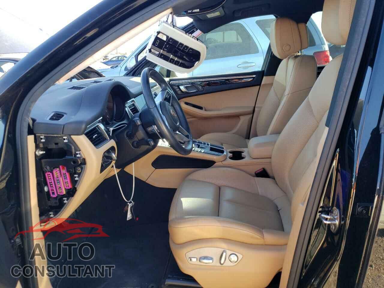 PORSCHE MACAN 2018 - WP1AA2A50JLB19365