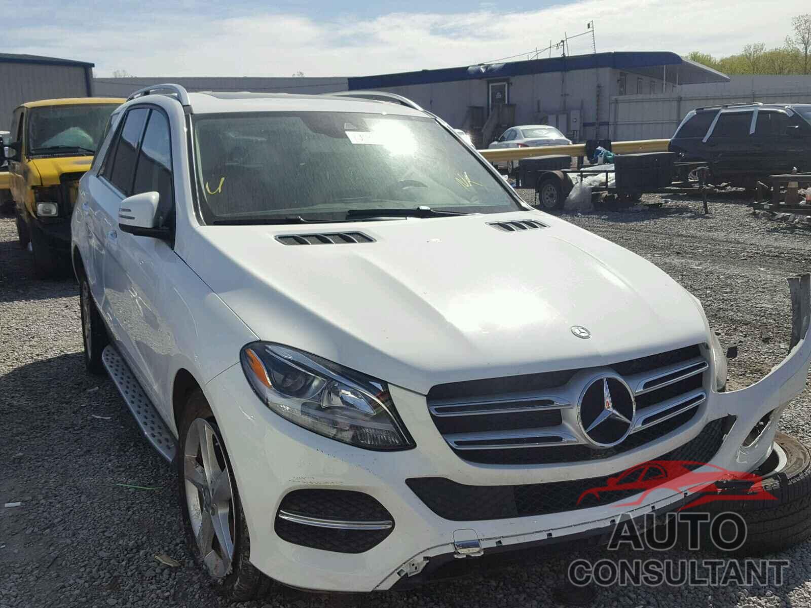 MERCEDES-BENZ GLE350 2017 - 4JGDA5JB0HA840969