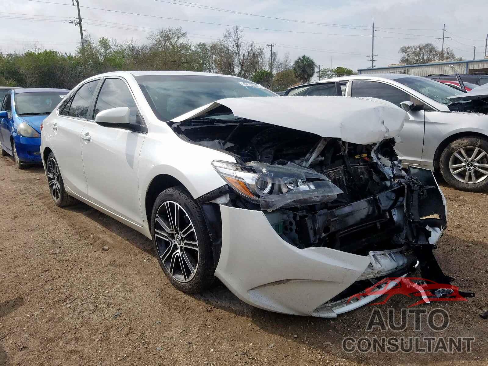 TOYOTA CAMRY 2016 - 3VWDB7AJ7HM323625