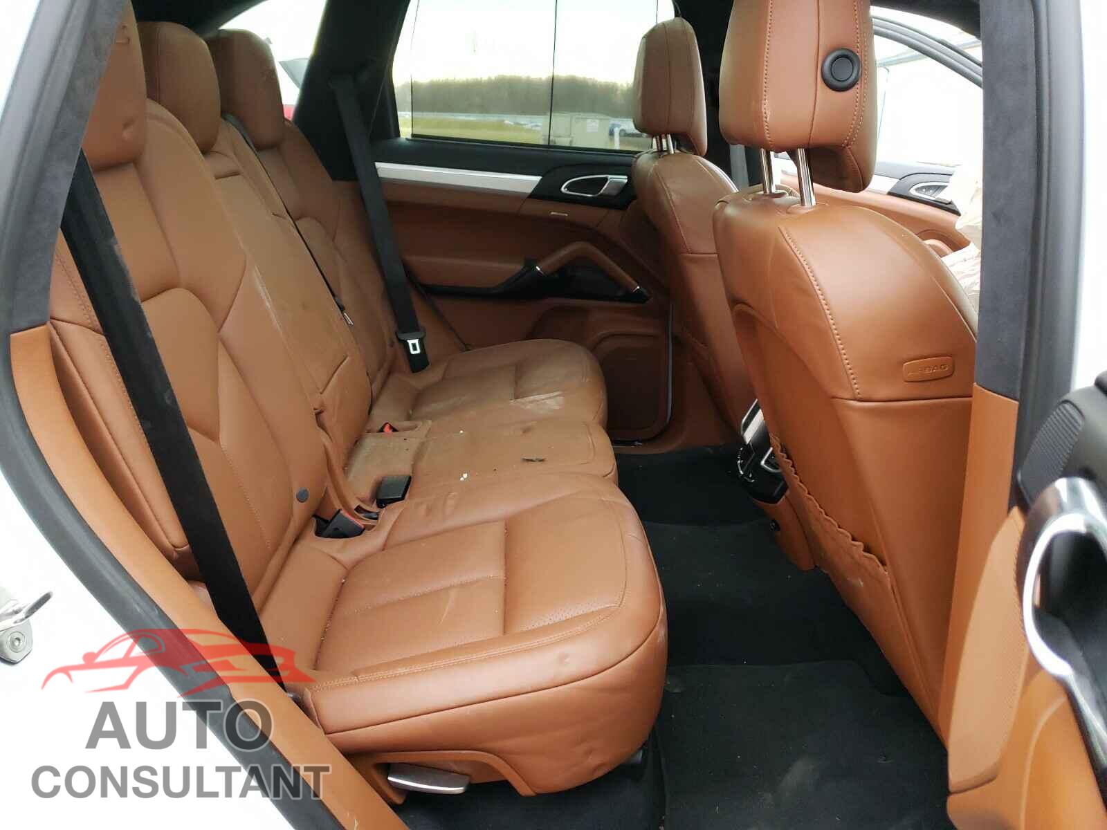PORSCHE CAYENNE 2016 - WP1AD2A25GLA79192