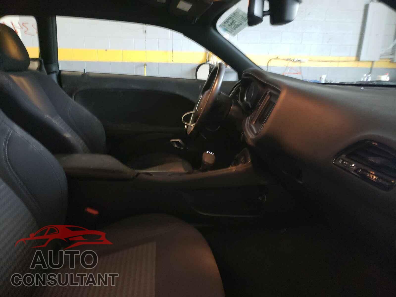 DODGE CHALLENGER 2019 - 2C3CDZAGXKH669333