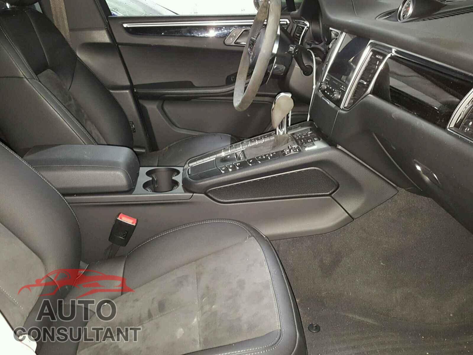PORSCHE MACAN 2017 - WP1AA2A5XHLB09727