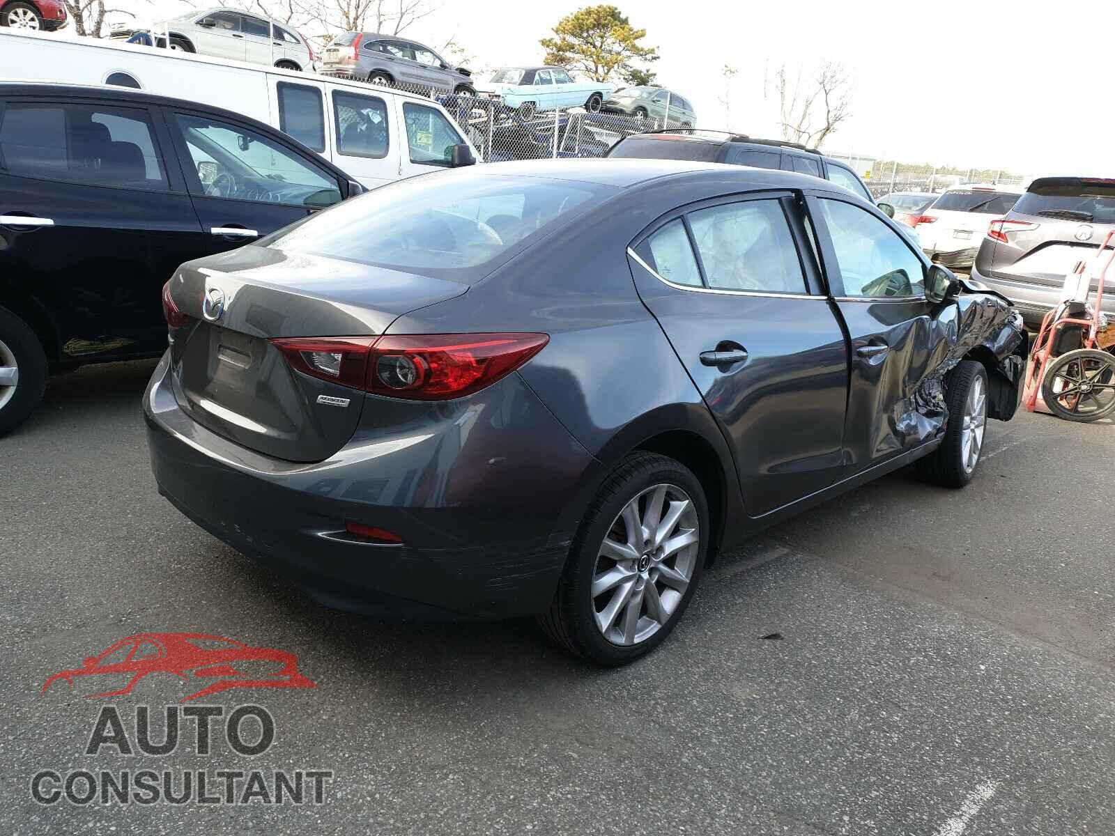 MAZDA 3 2017 - 3MZBN1V75HM103037