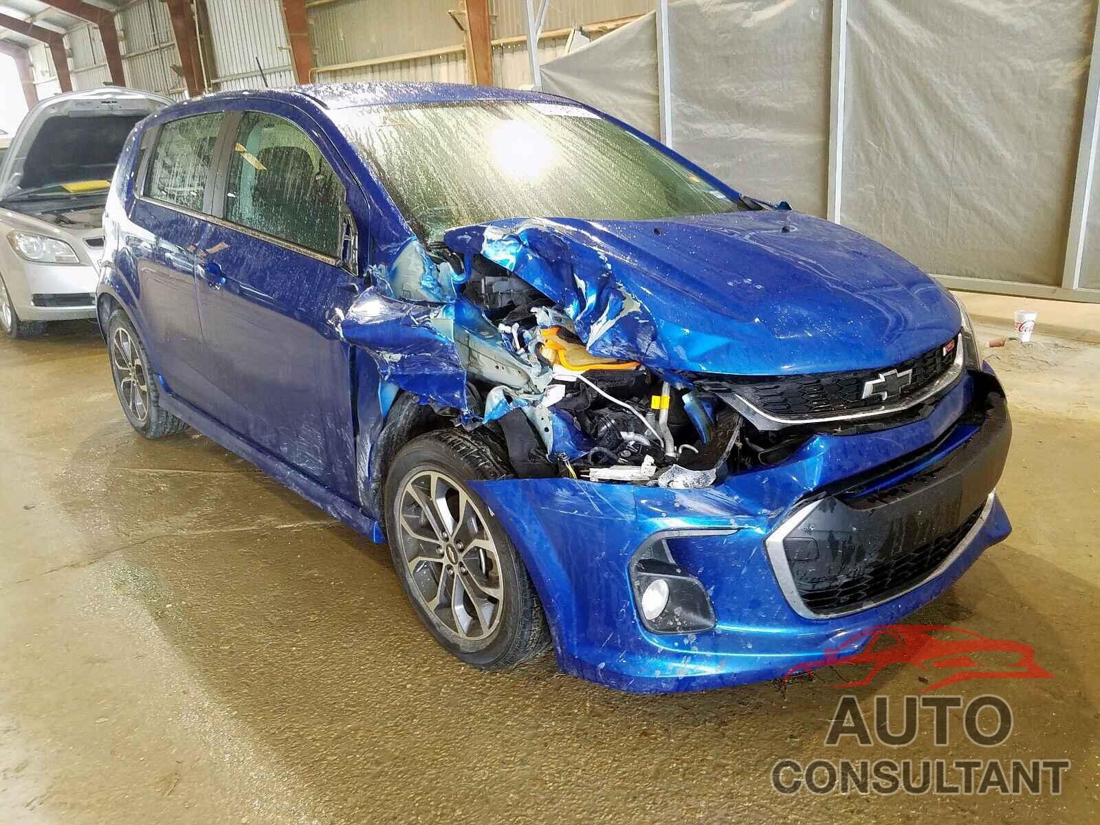 CHEVROLET SONIC 2017 - 3VWC57BU6KM115951