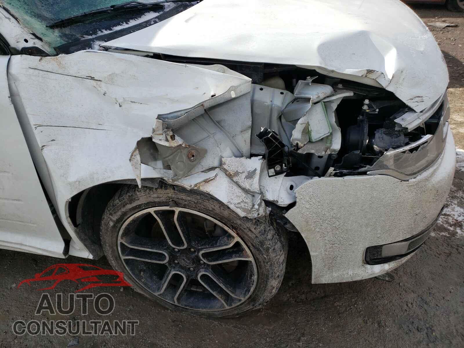 FORD FLEX 2015 - 1FT7W2BT3NEC99736