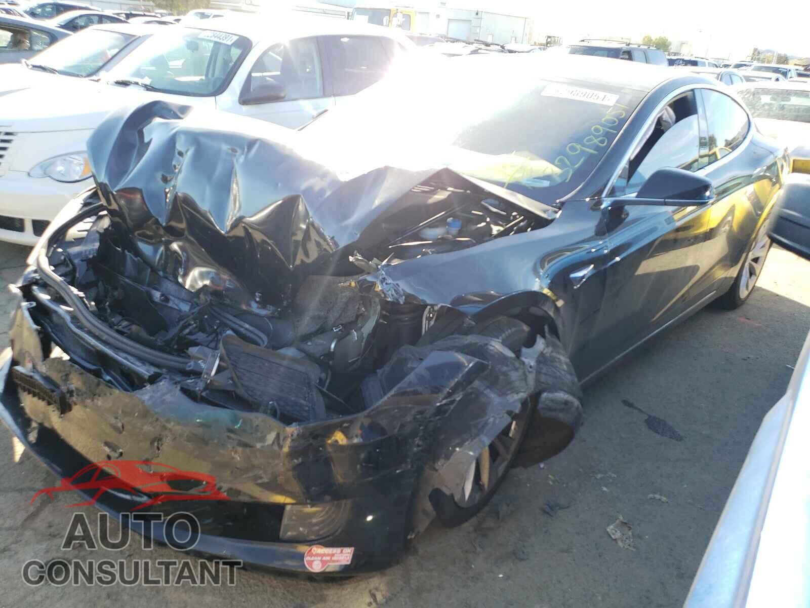 TESLA MODEL S 2017 - 5YJSA1E17HF199574