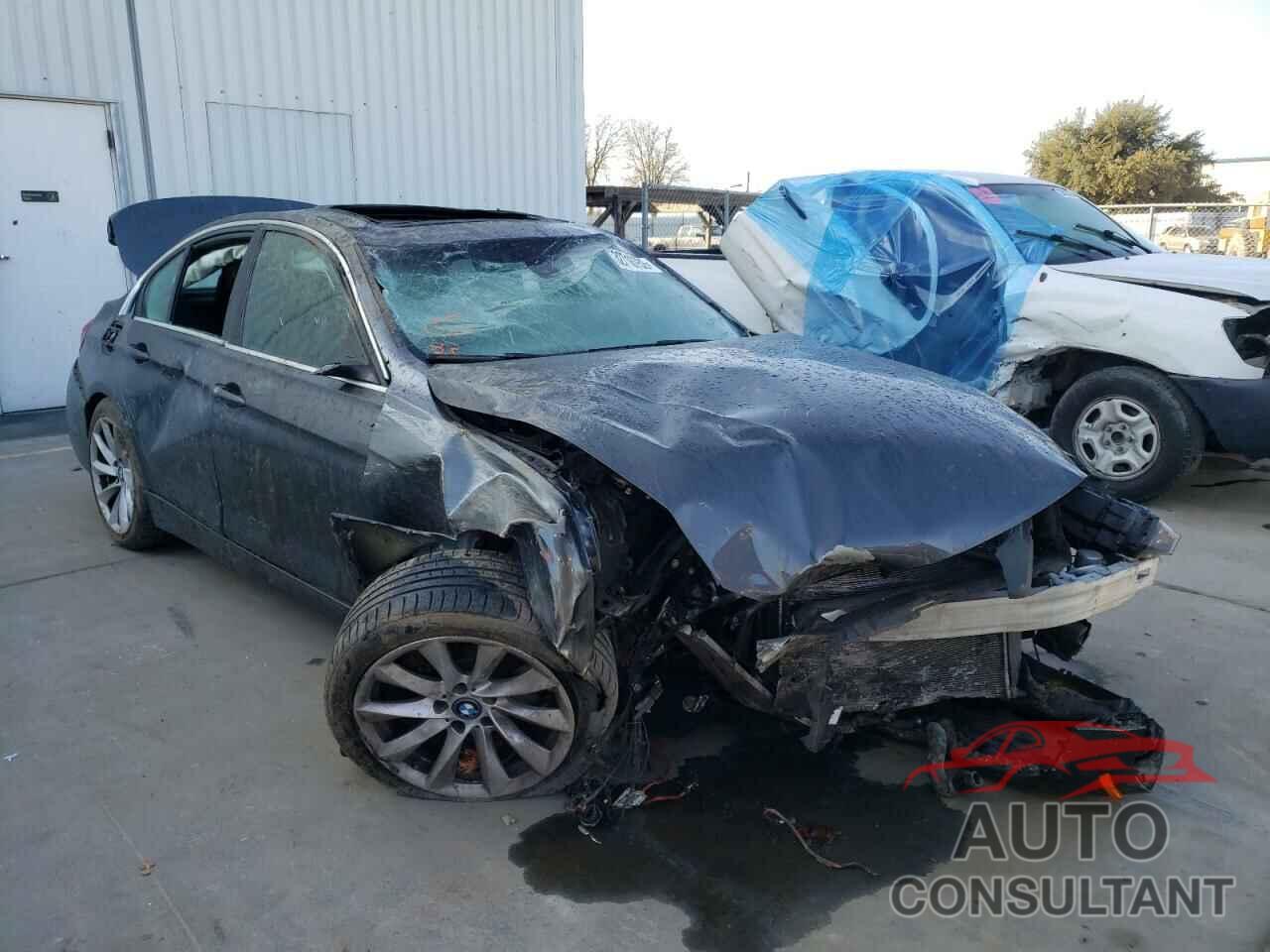 BMW 3 SERIES 2017 - WBA8E1C32HA156530