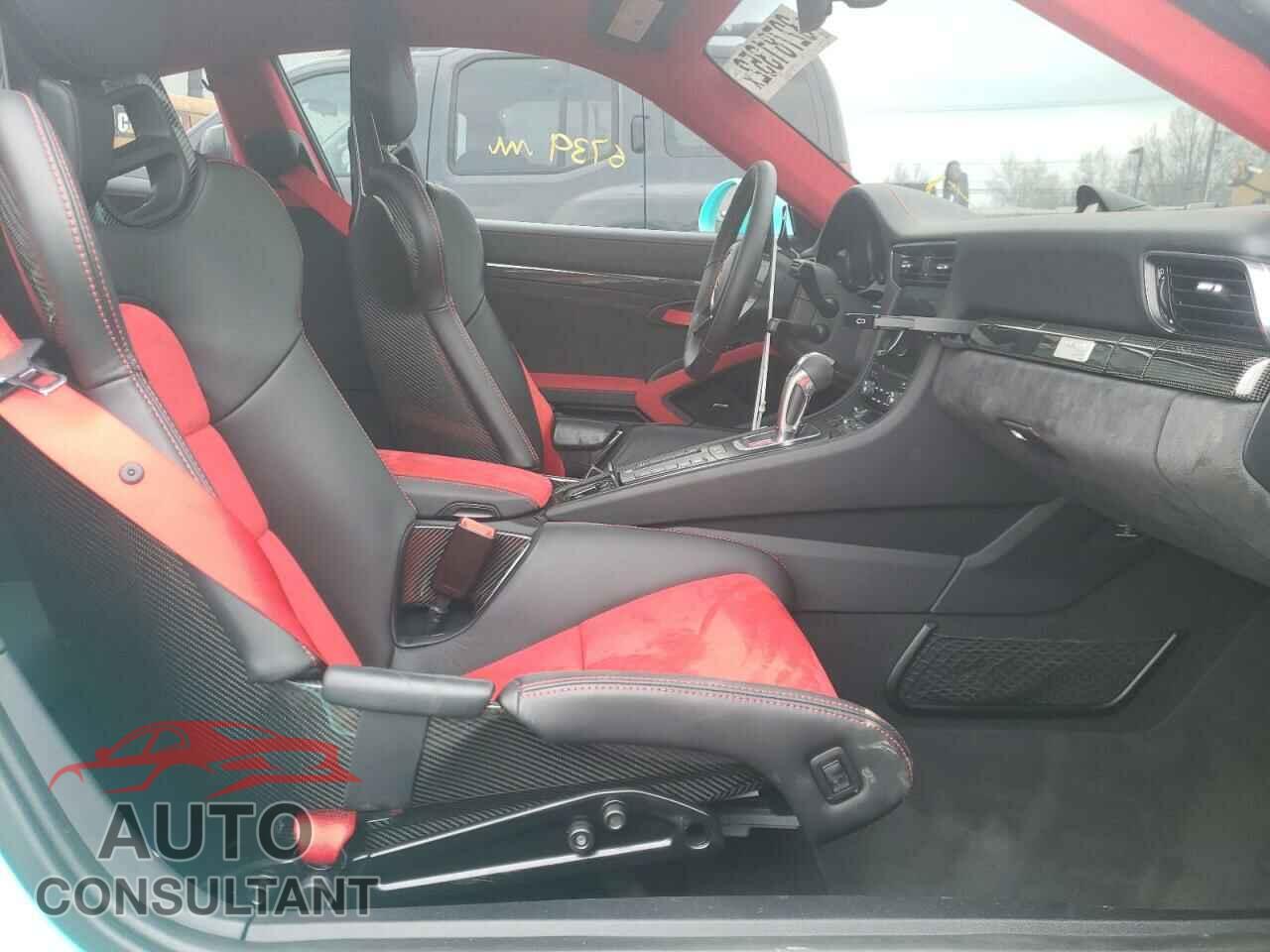 PORSCHE 911 2018 - WP0AE2A97JS186110