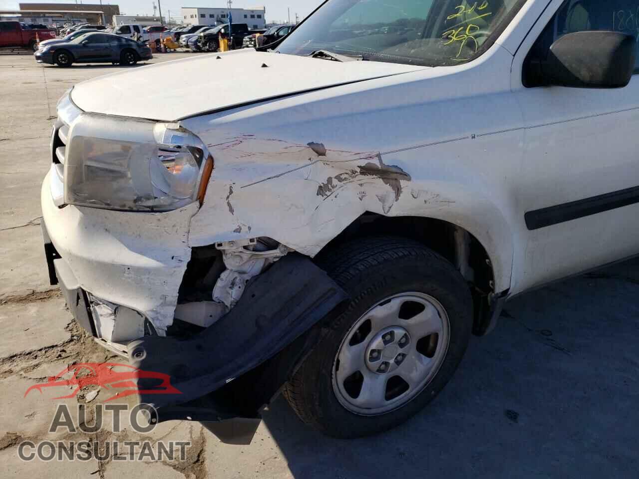 HONDA PILOT 2015 - 5YFEPMAEXMP185009