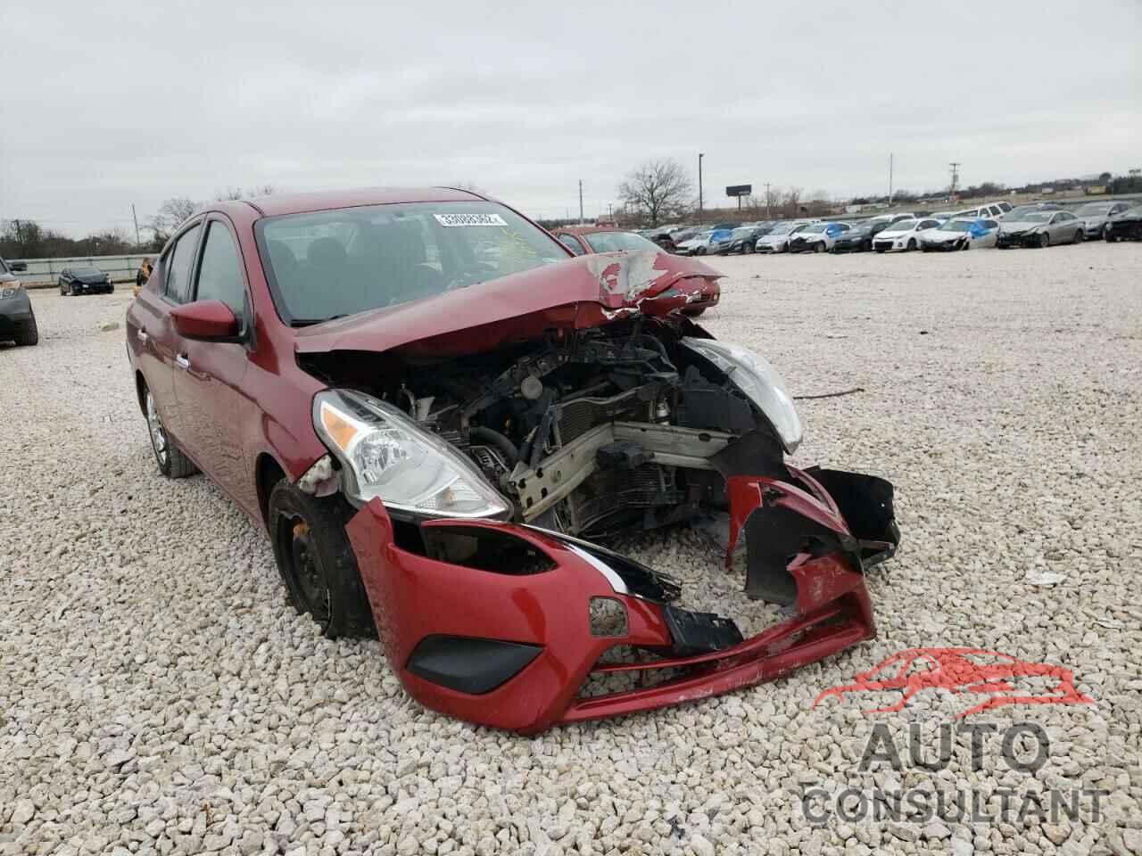 NISSAN VERSA 2018 - 3N1CN7AP6JL806645