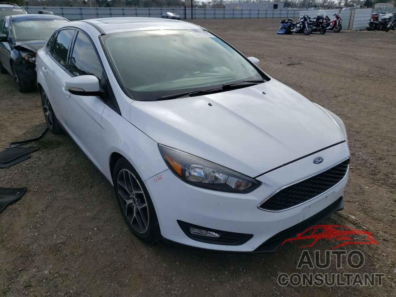 FORD FOCUS 2017 - 1FADP3H21HL238749