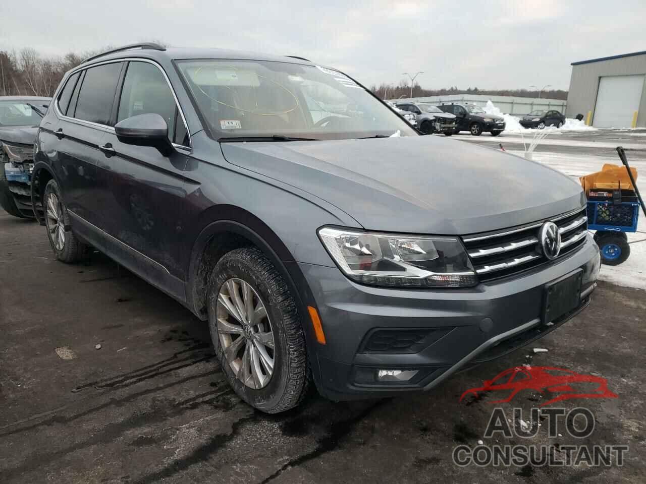 VOLKSWAGEN TIGUAN 2018 - 3VV2B7AX7JM011410