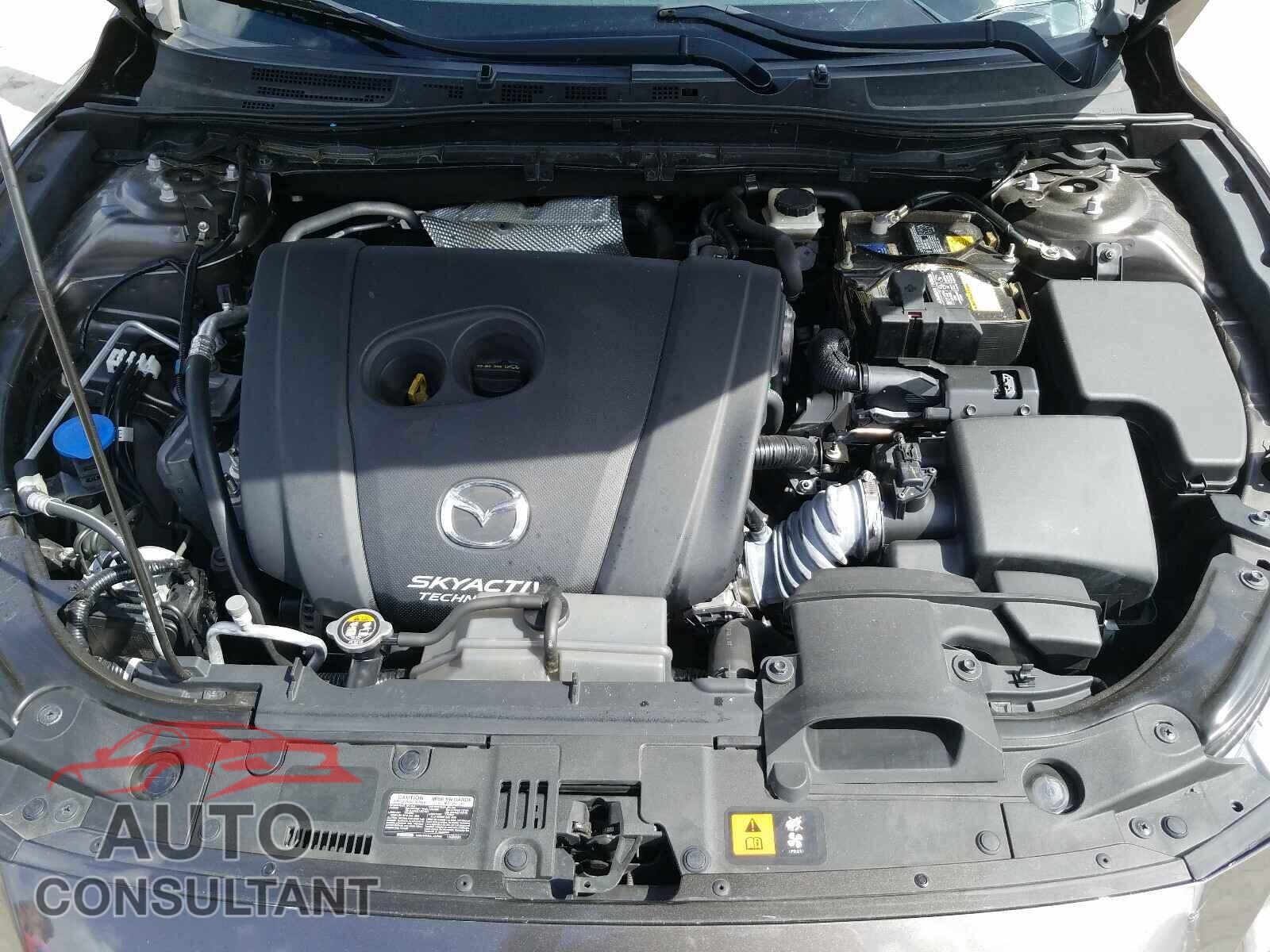 MAZDA 3 2017 - 3MZBN1U71HM156027