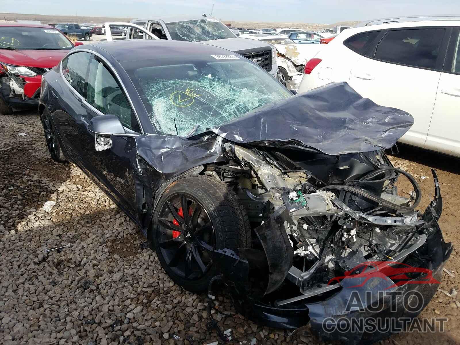 TESLA MODEL 3 2018 - 5YJ3E1EB5JF073141