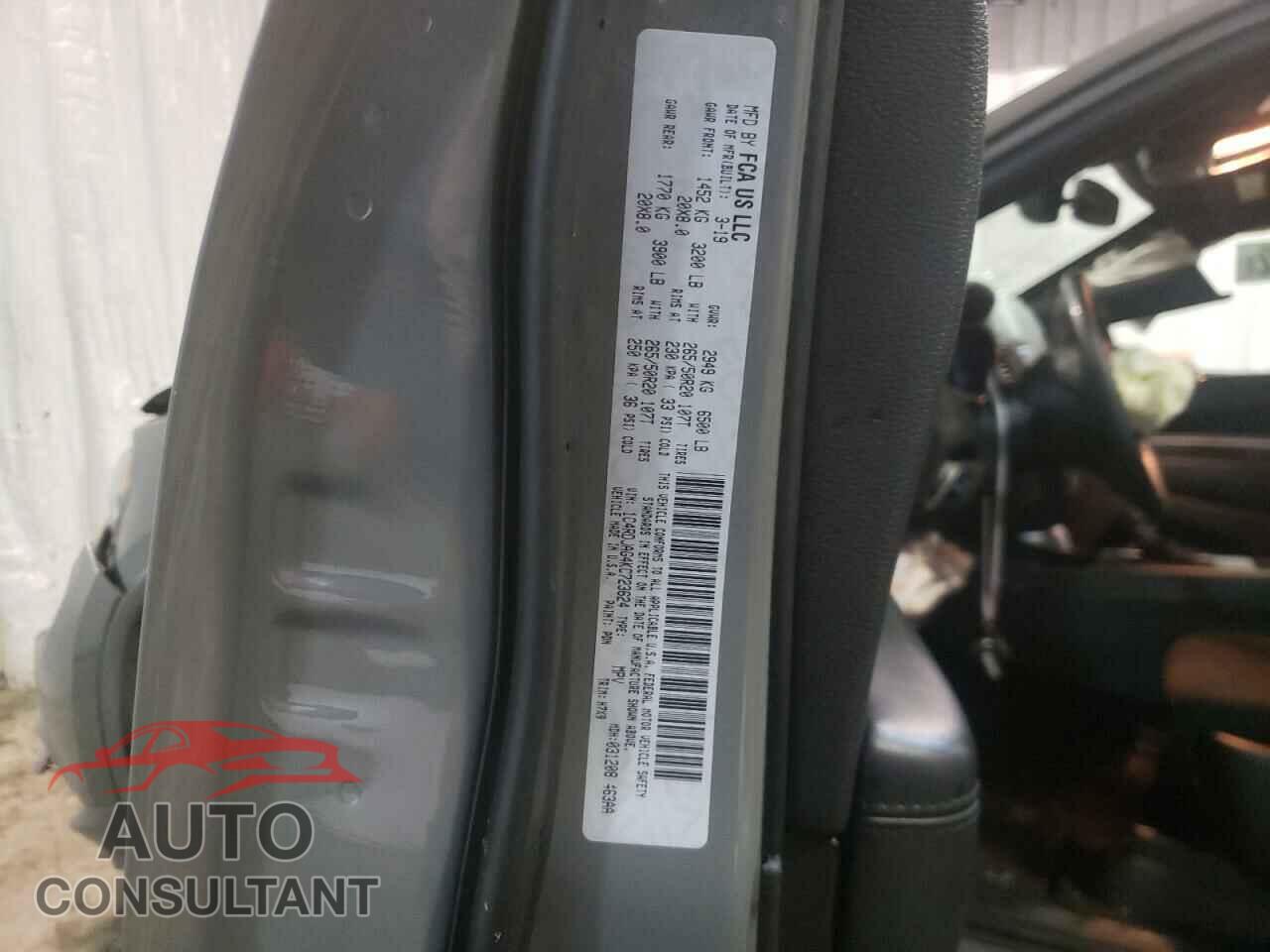 DODGE DURANGO 2019 - 1C4RDJAG4KC723624