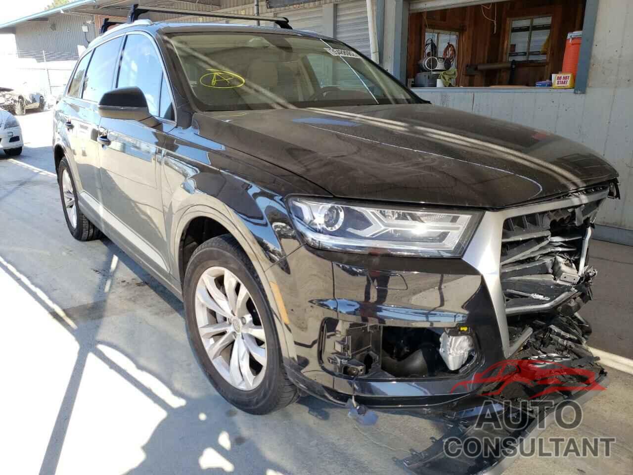 AUDI Q7 2018 - WA1LHAF75JD046833