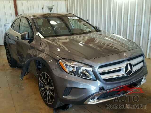 MERCEDES-BENZ GLK250 2017 - WDCTG4EBXHJ298017