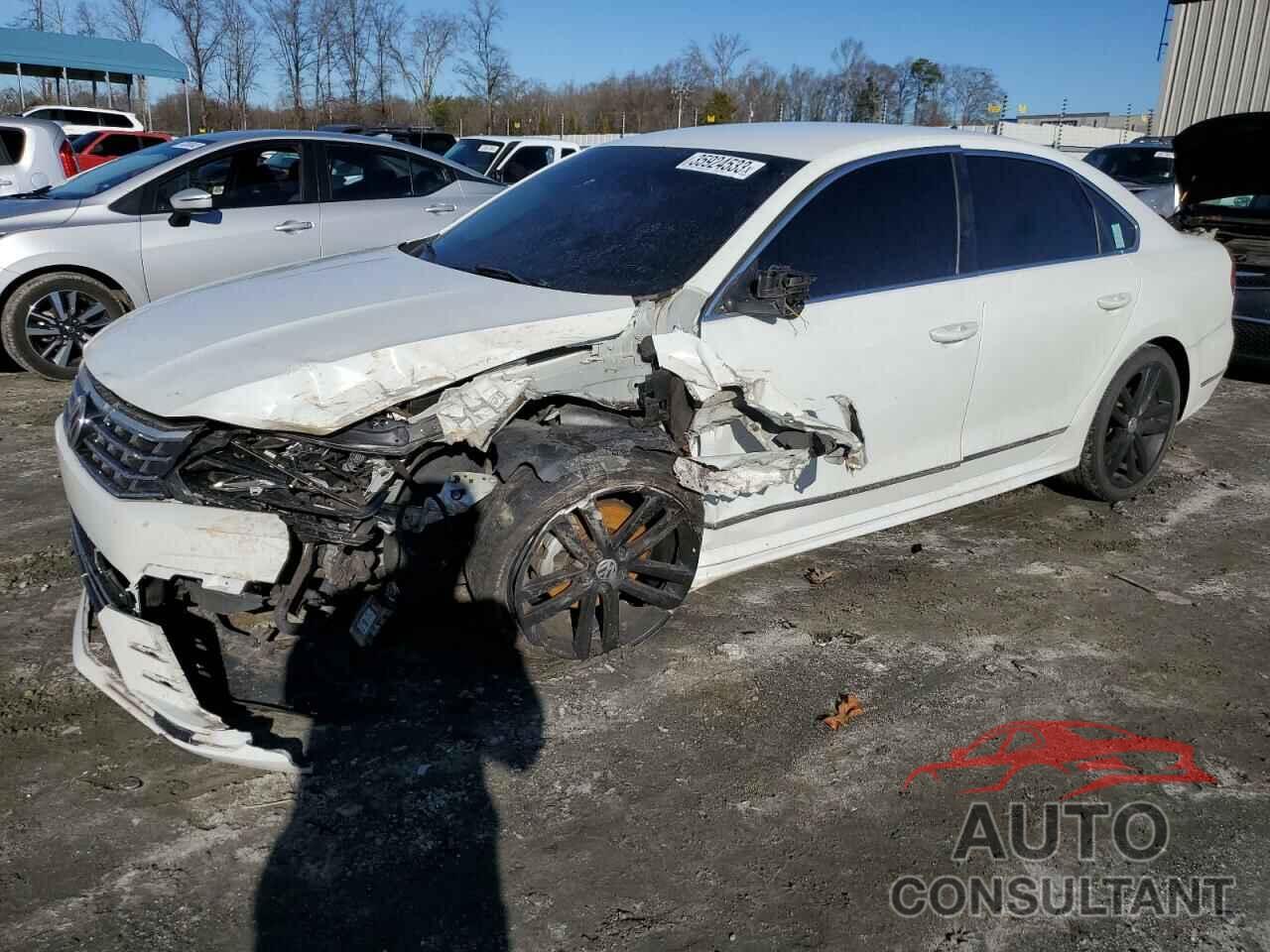 VOLKSWAGEN PASSAT 2017 - 1VWDT7A32HC018761