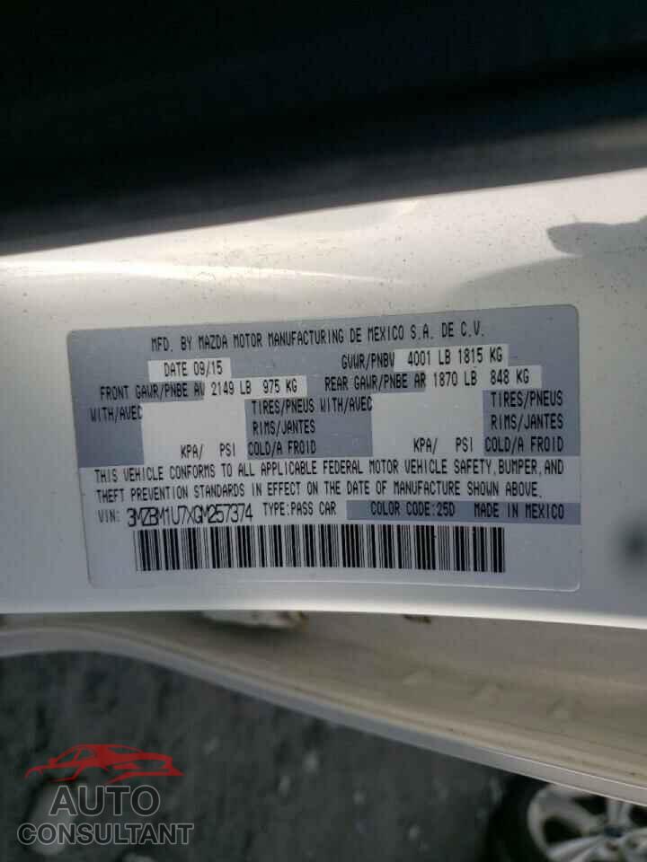 MAZDA 3 2016 - 3MZBM1U7XGM257374